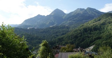 Panoramic mountain views