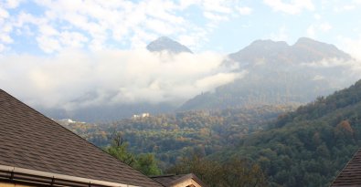 Panoramic mountain views